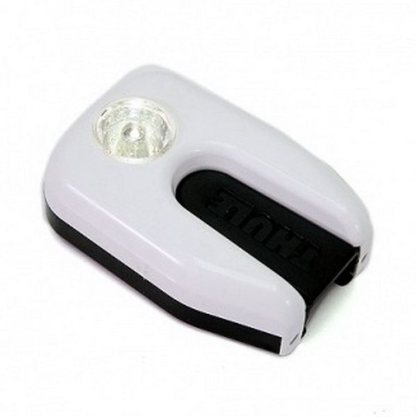 Ліхтарик Thule 695100 — б/в, автоматична підсвітка Ліхтарик в бокс Thule Box Light 695100 б/в