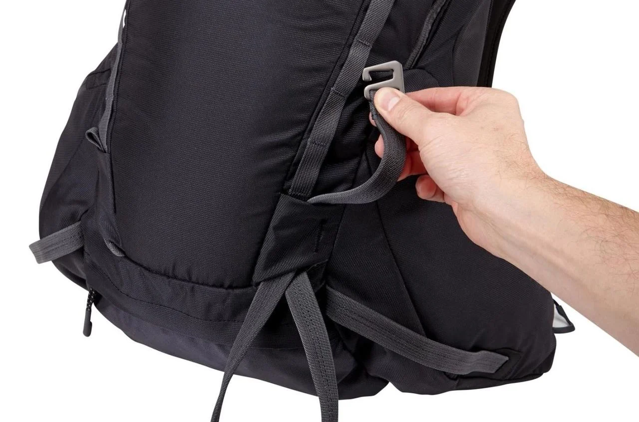 1829541932_w640_h640_1829541932 рюкзак для лыж и сноуборда Thule Upslope 35L (Black)