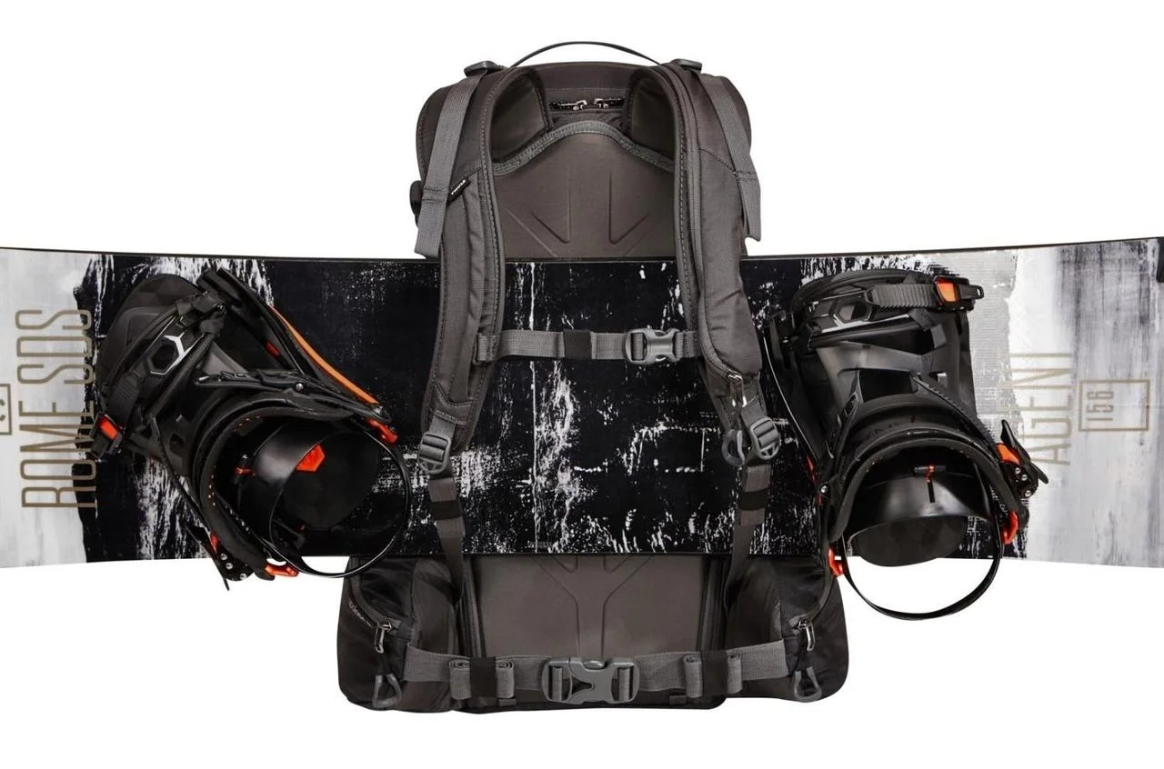 1829541933_w640_h640_1829541933 рюкзак для лыж и сноуборда Thule Upslope 35L (Black)