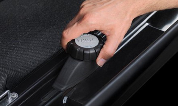 3 Б/у бокс Thule Motion XL (800) black чорний глянець на 460л