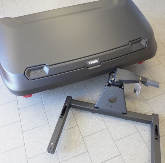 58863_Thule BackSpace XT 9383 (1)в Бокс на фаркоп Thule Arcos Box L TH9062+9063 (Комплект) б/в