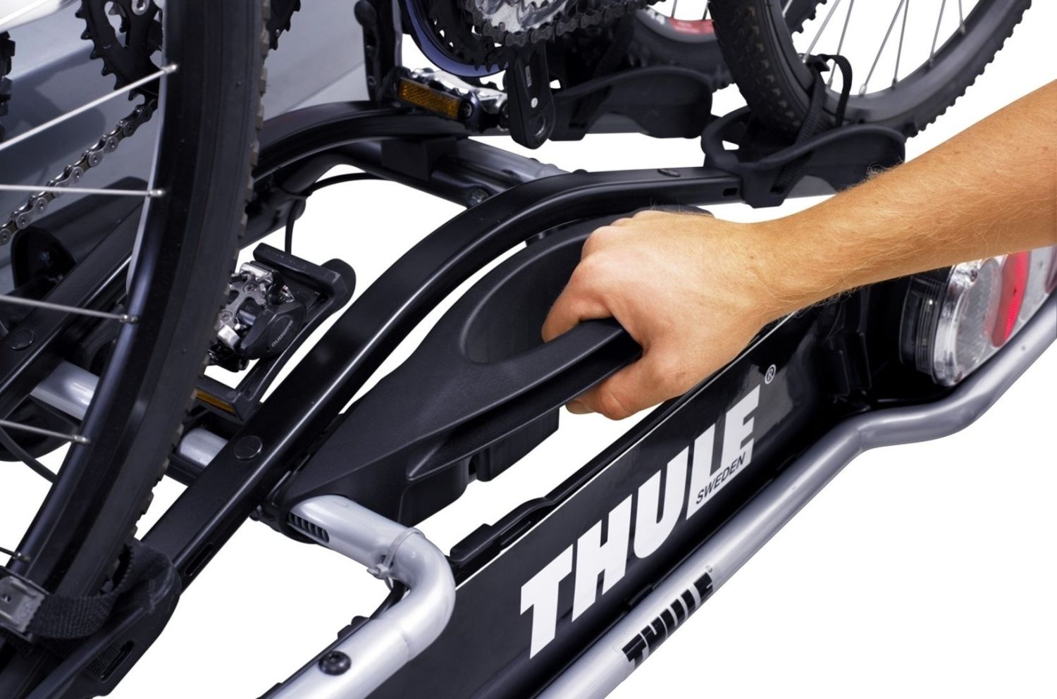 Thule-EuroRide-3-943-крепление-для-перевозки-велосипедов-на-фаркопе-автомобиля-tule-com-ua-2 Велокріплення Thule EuroRide 943 на фаркоп б\в