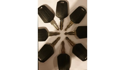 Ключ Thule металевий з пластиковою ручкою серія N0XX N1XX N2XX