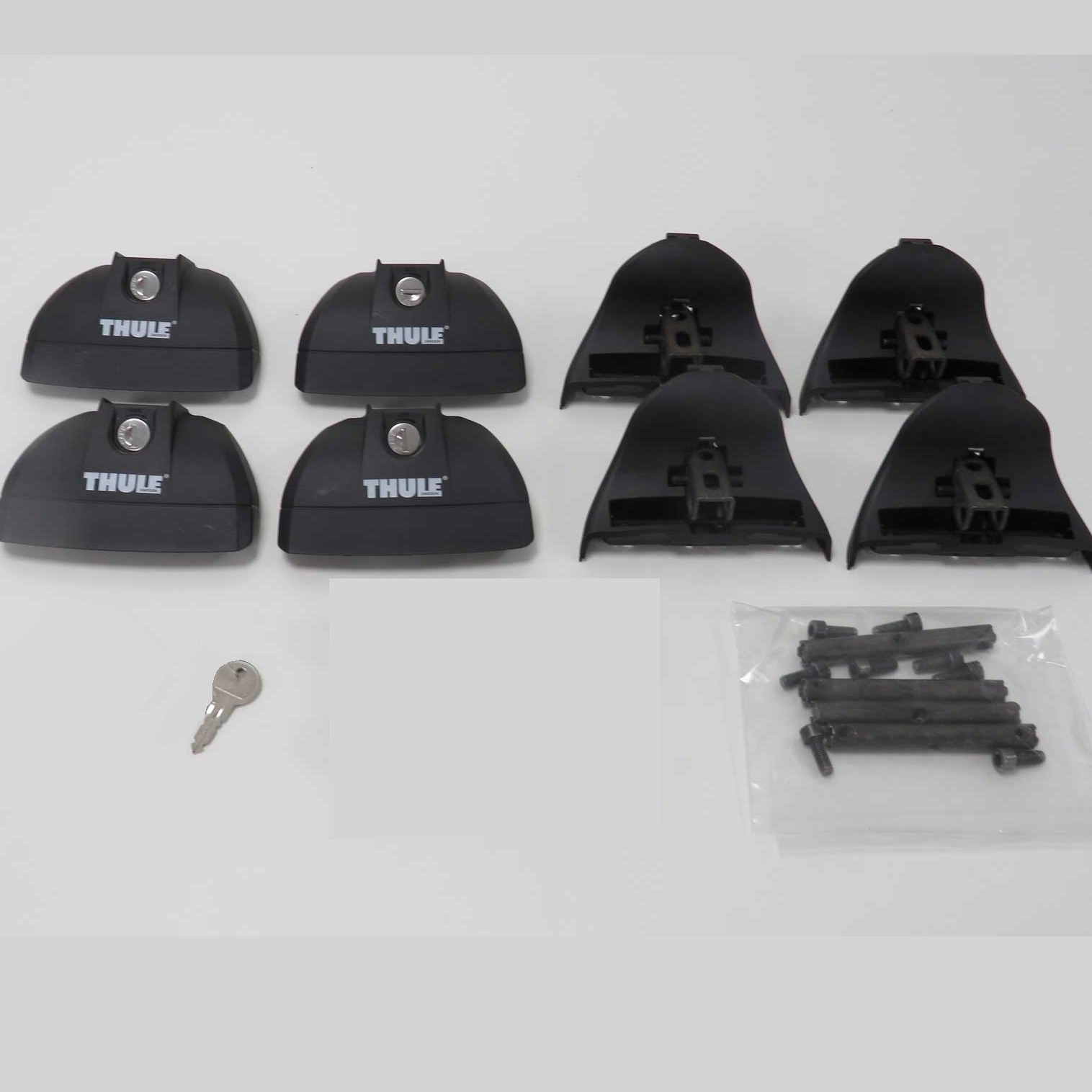 Опоры-Thule-Rapid-System-753-4шт-для-авто-с-штатными-местами-или-с-интегрированными-рейлингами-бу-tule-com-ua-1 Опори Thule Rapid System 753 (4шт) для авто з штатними місцями або з інтегрованими рейлінгами б/в як 7106 і 7107