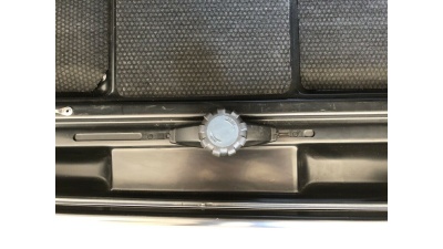Б/у бокс Thule DYNAMIC M 800 сірий глянець на 320л